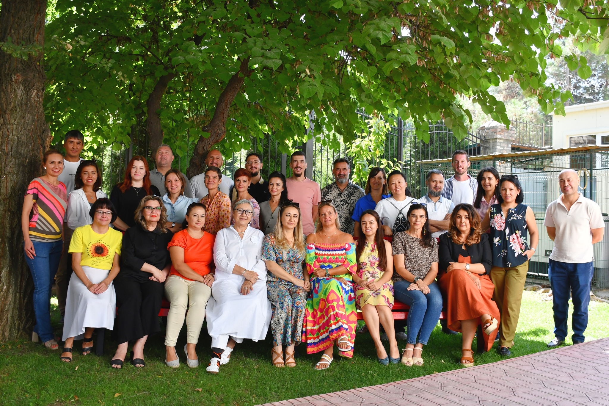 les enseignants de l'école française de Tachkent 